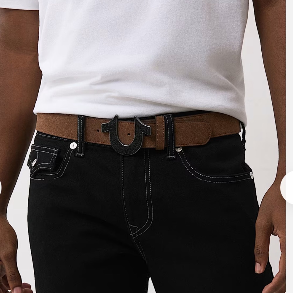True Religion Leather Horseshoe Belt. NWOT. Size 34